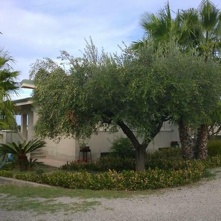 Villa La Scogliera Del Capo Santa María Exterior foto