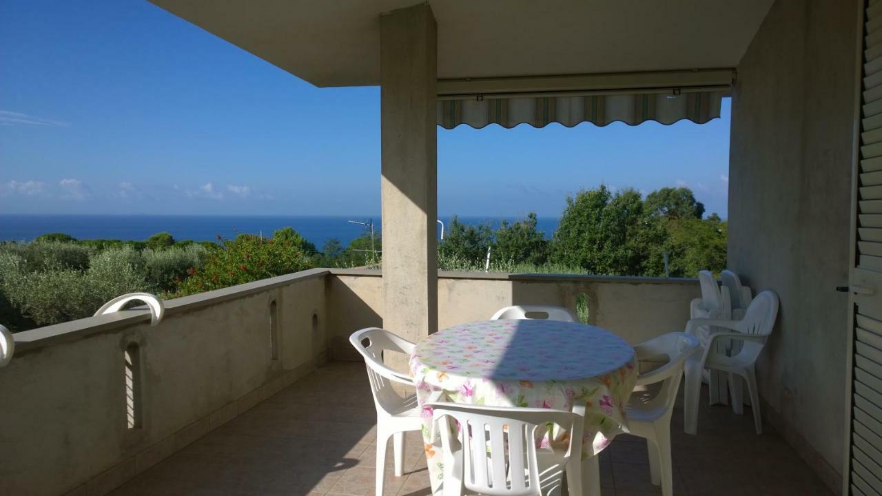 Villa La Scogliera Del Capo Santa María Exterior foto