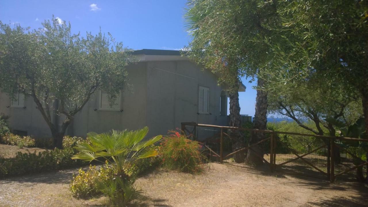 Villa La Scogliera Del Capo Santa María Exterior foto